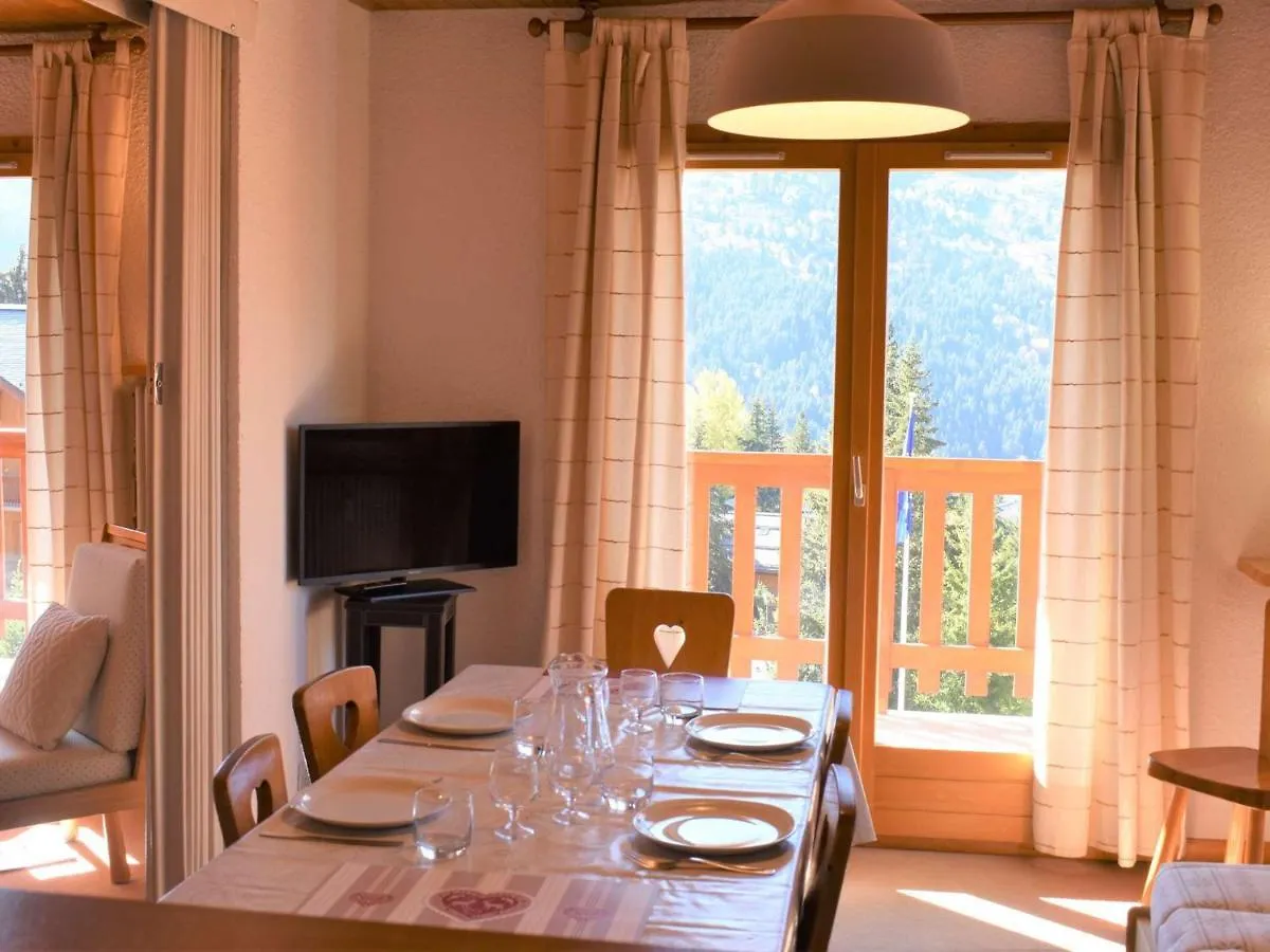 Charmant Appartement 2 Pieces 6 Personnes, Proche Pistes Et Commerces - Fr-1-180-349 Meribel 0*,  France
