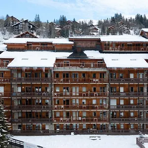 3* Aparthotel Pierre & Les Ravines